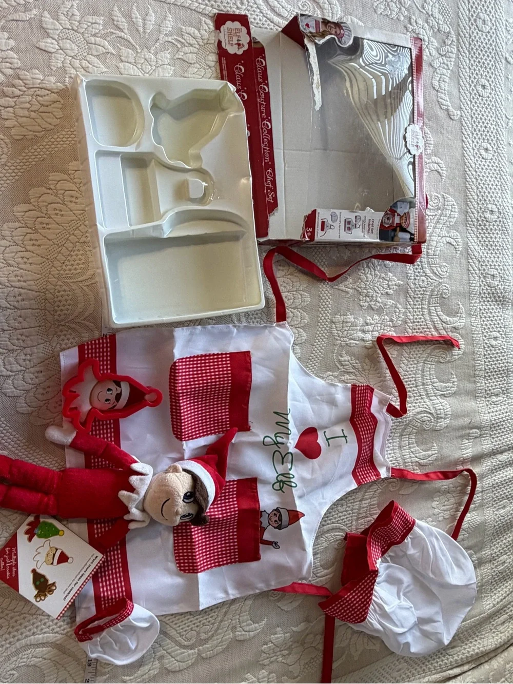 NWT Elf on the Shelf Kids Elf in GUC Holiday Apron Set *MISSING ELF APRON